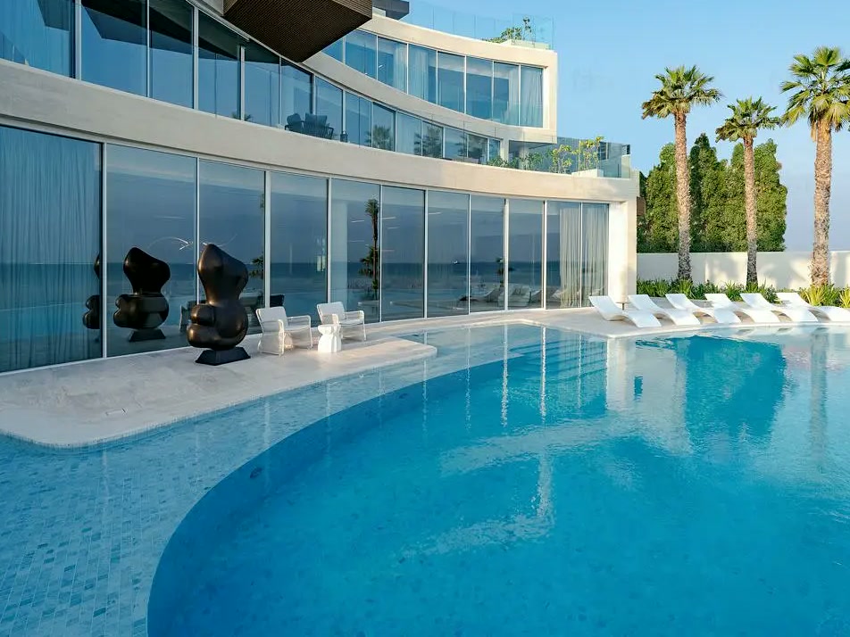 Zuhha private pool